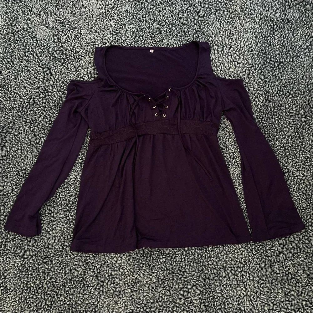 Blouse - Size L - Picture 2 of 9